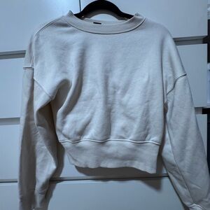 Wild Fable Cream Sweatshirt